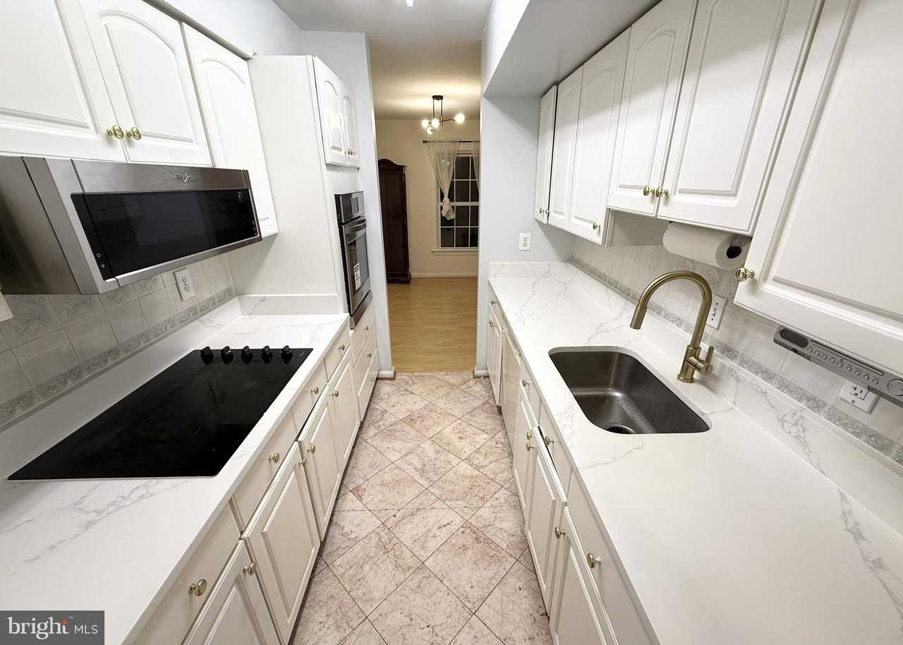 4924 Van Walbeek Pl - Photo 5 of 16