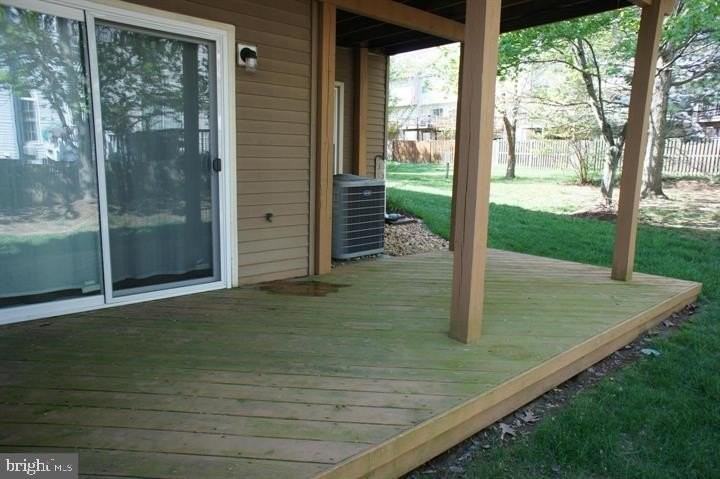 7755 Black Horse Ct - Photo 2 of 16