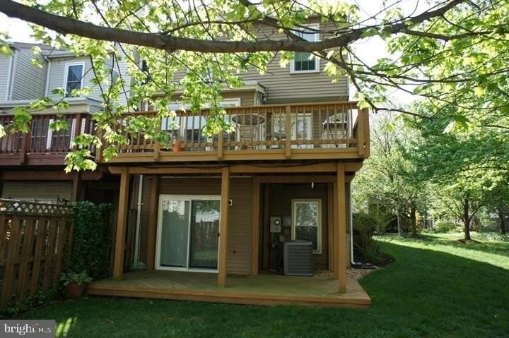 7755 Black Horse Ct - Photo 3 of 16