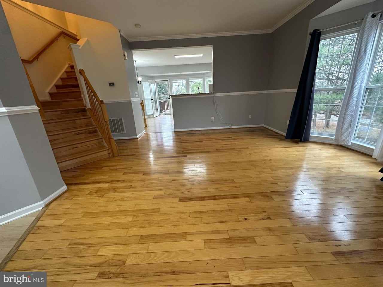 7017 Manahoac Pl - Photo 4 of 24