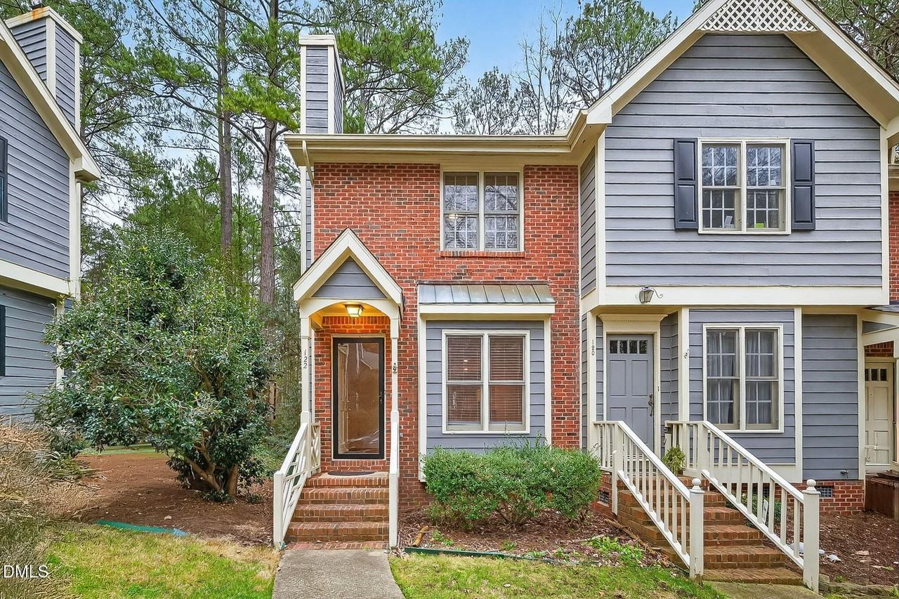 122 Winners Cir - Photo 2 of 31