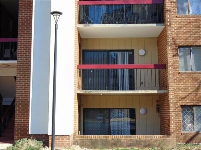 4003 Governors Sq #8 - Photo 2 of 15