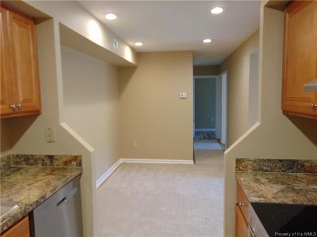 4003 Governors Sq #8 - Photo 4 of 15