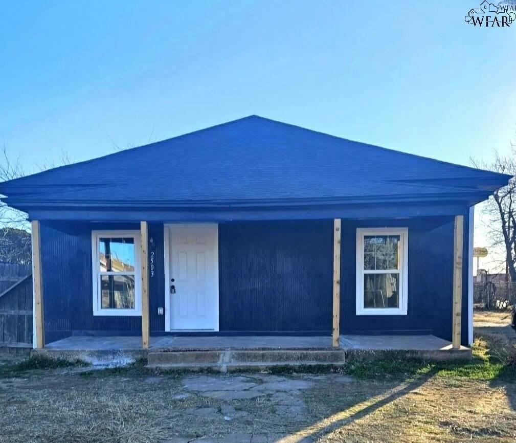 2503 Buchanan St - Photo 2 of 14