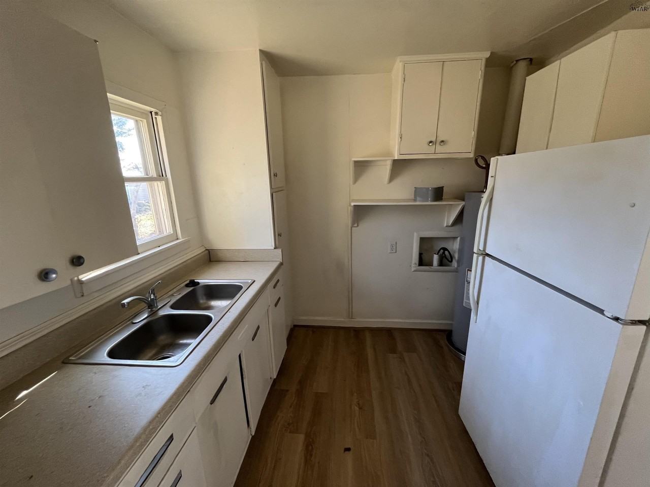 2009 Joline St - Photo 2 of 6