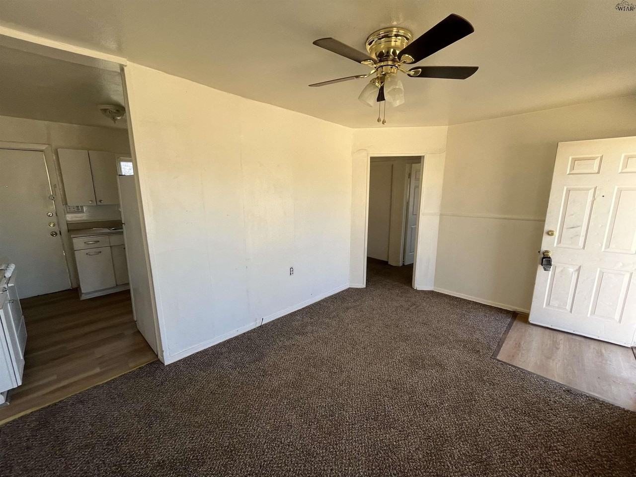 2009 Joline St - Photo 3 of 6