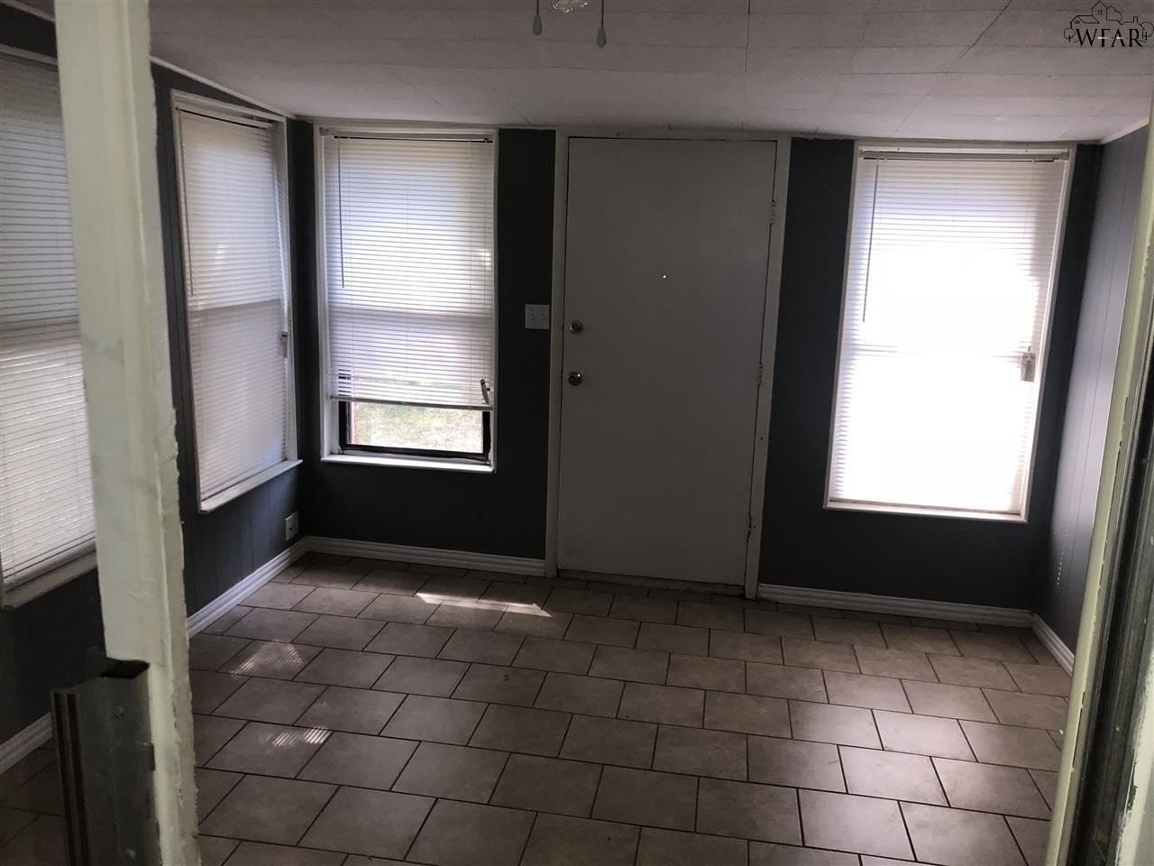 10 Chanute Cir - Photo 5 of 14