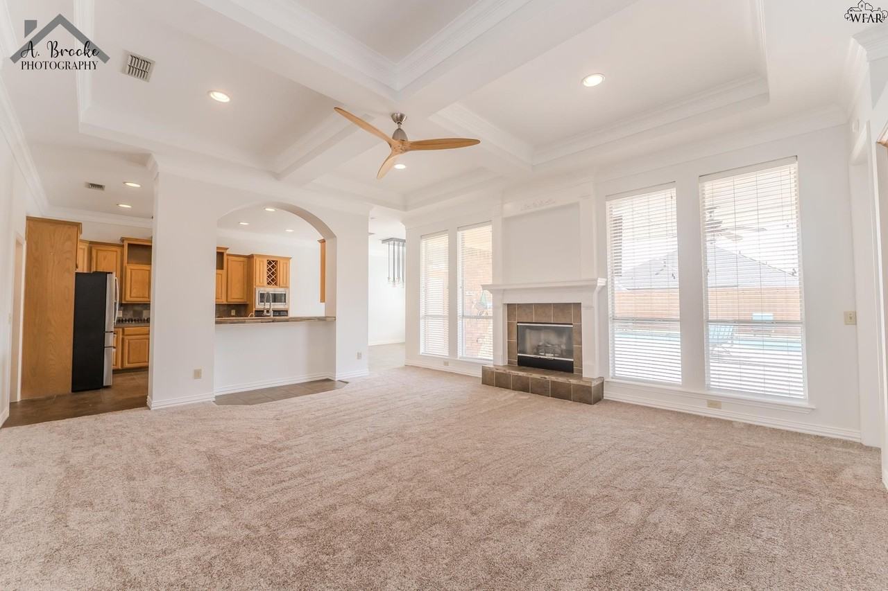 4937 Silver Crest Dr - Photo 7 of 30