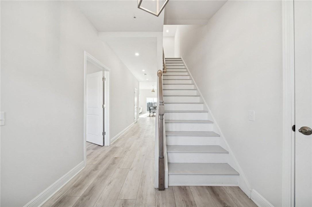 2213 Lebanon Dr - Photo 3 of 29