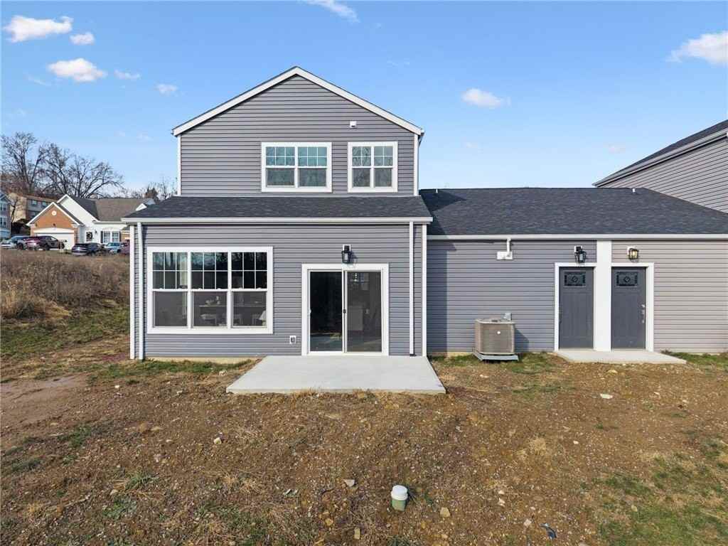 2219 Lebanon Dr - Photo 2 of 26