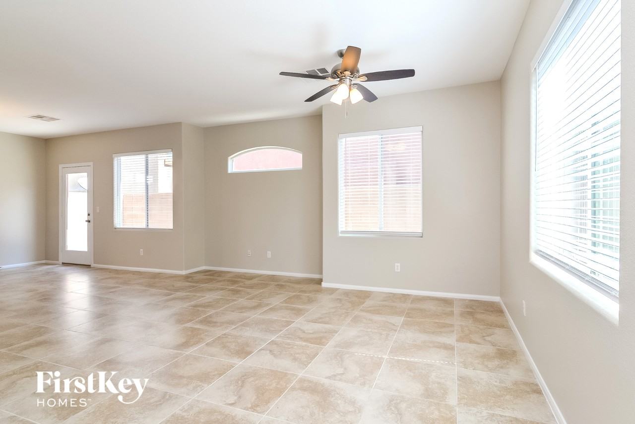 624 Summit Valley Ln - Photo 3 of 15