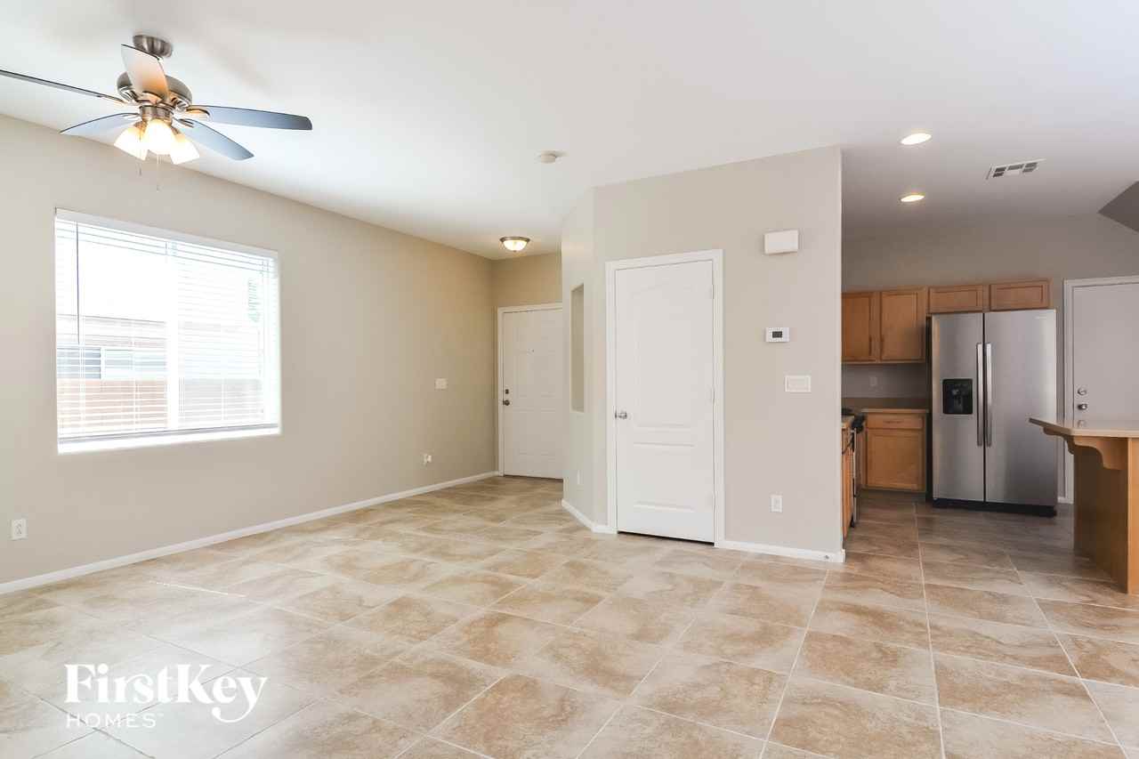 624 Summit Valley Ln - Photo 5 of 15