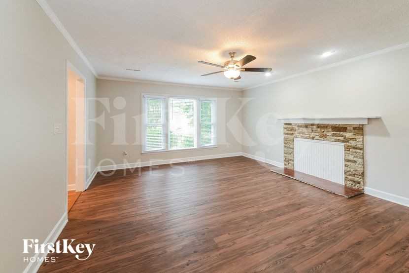 5736 Spice Meadow Ln - Photo 3 of 15