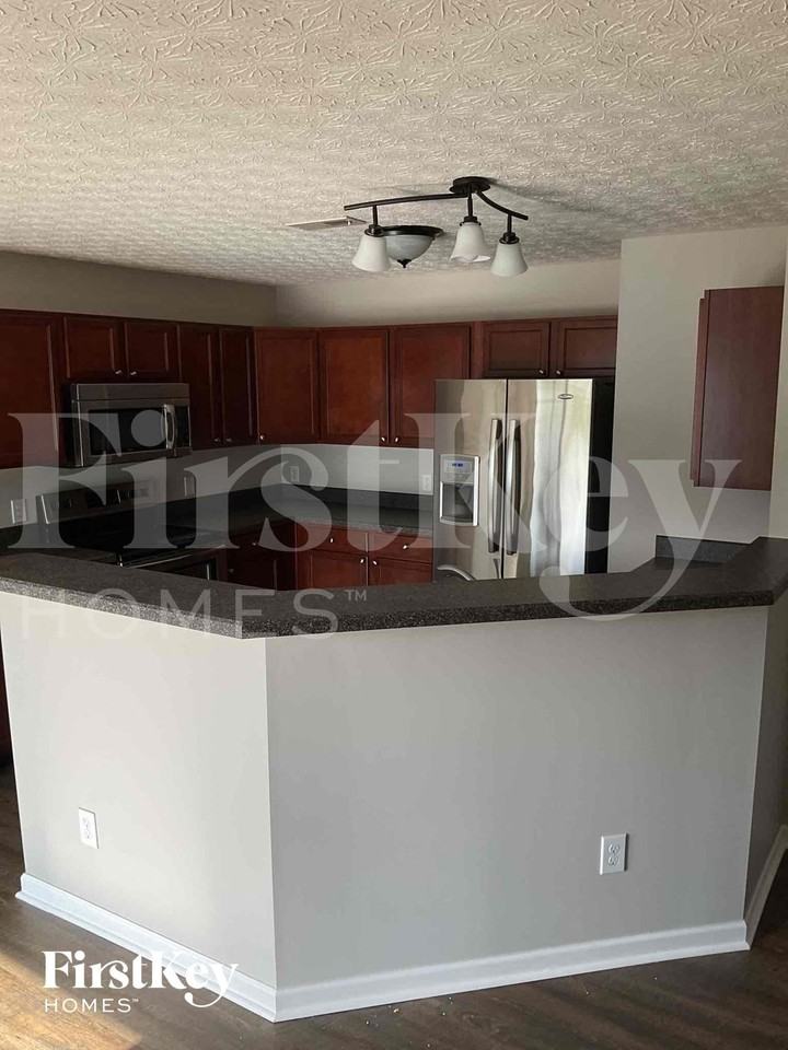 5525 Goose Falls Dr - Photo 4 of 12