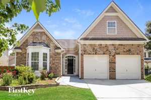 featured image of 30 Horseshoe Ln