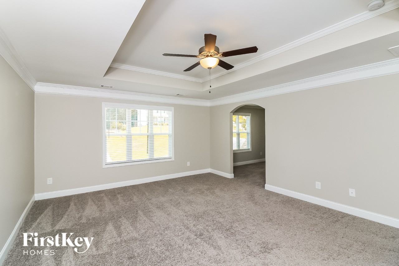 125 Holland Grove Dr - Photo 7 of 16