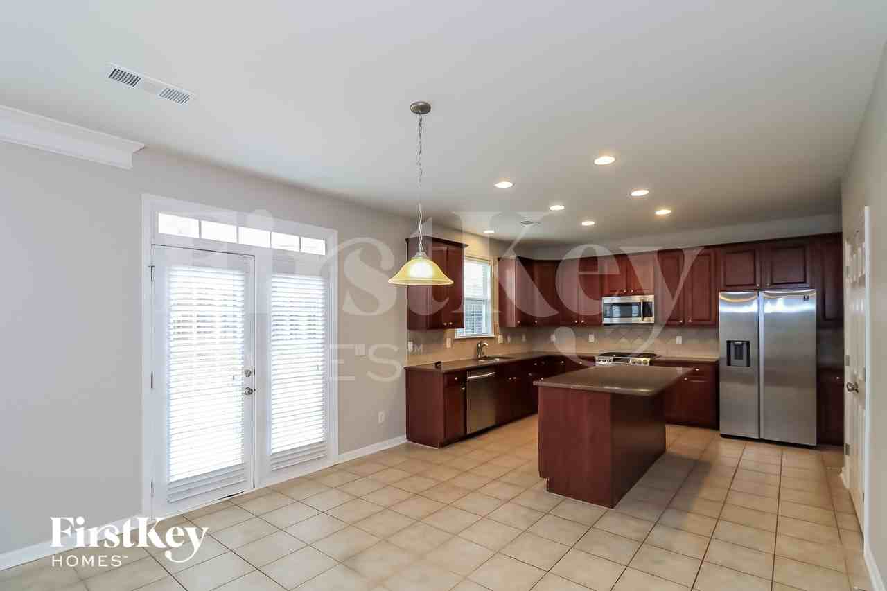 3630 Drayton Manor Run - Photo 7 of 15