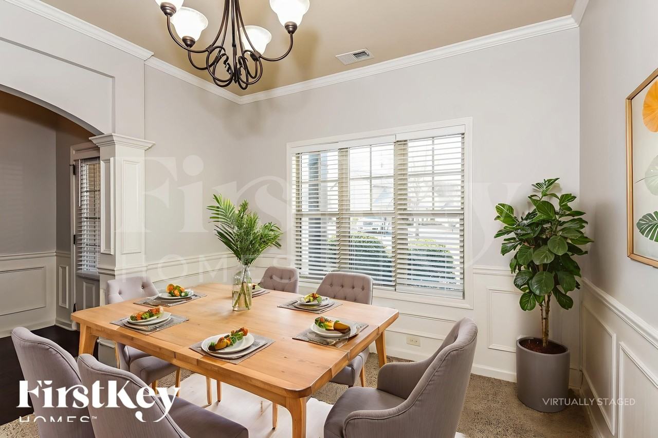 4868 Maple Glen Dr - Photo 6 of 19