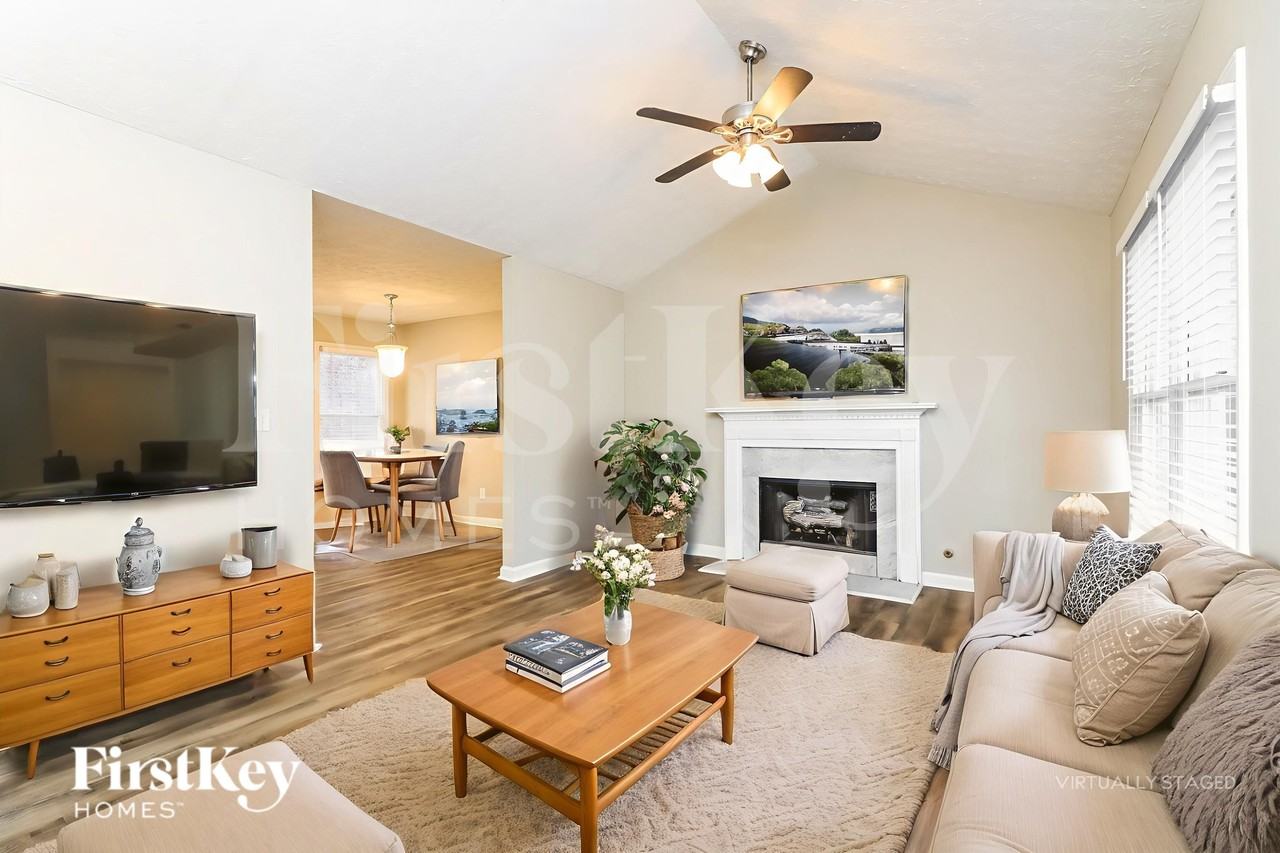 325 Arapaho Dr Se - Photo 5 of 19