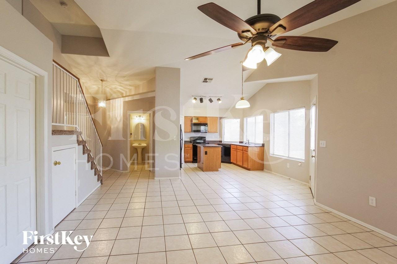 8765 W Christopher Michael Ln - Photo 3 of 15