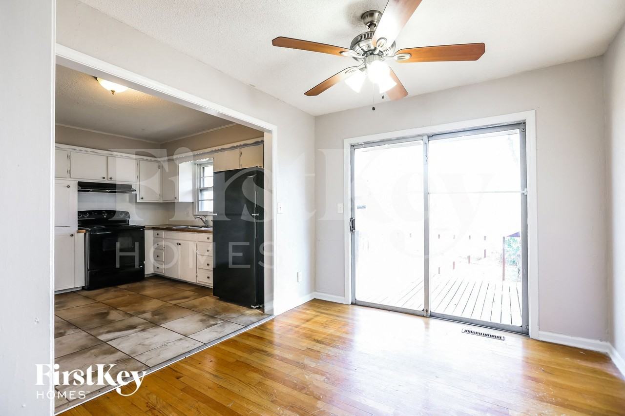 8405 Elm Ave - Photo 5 of 15