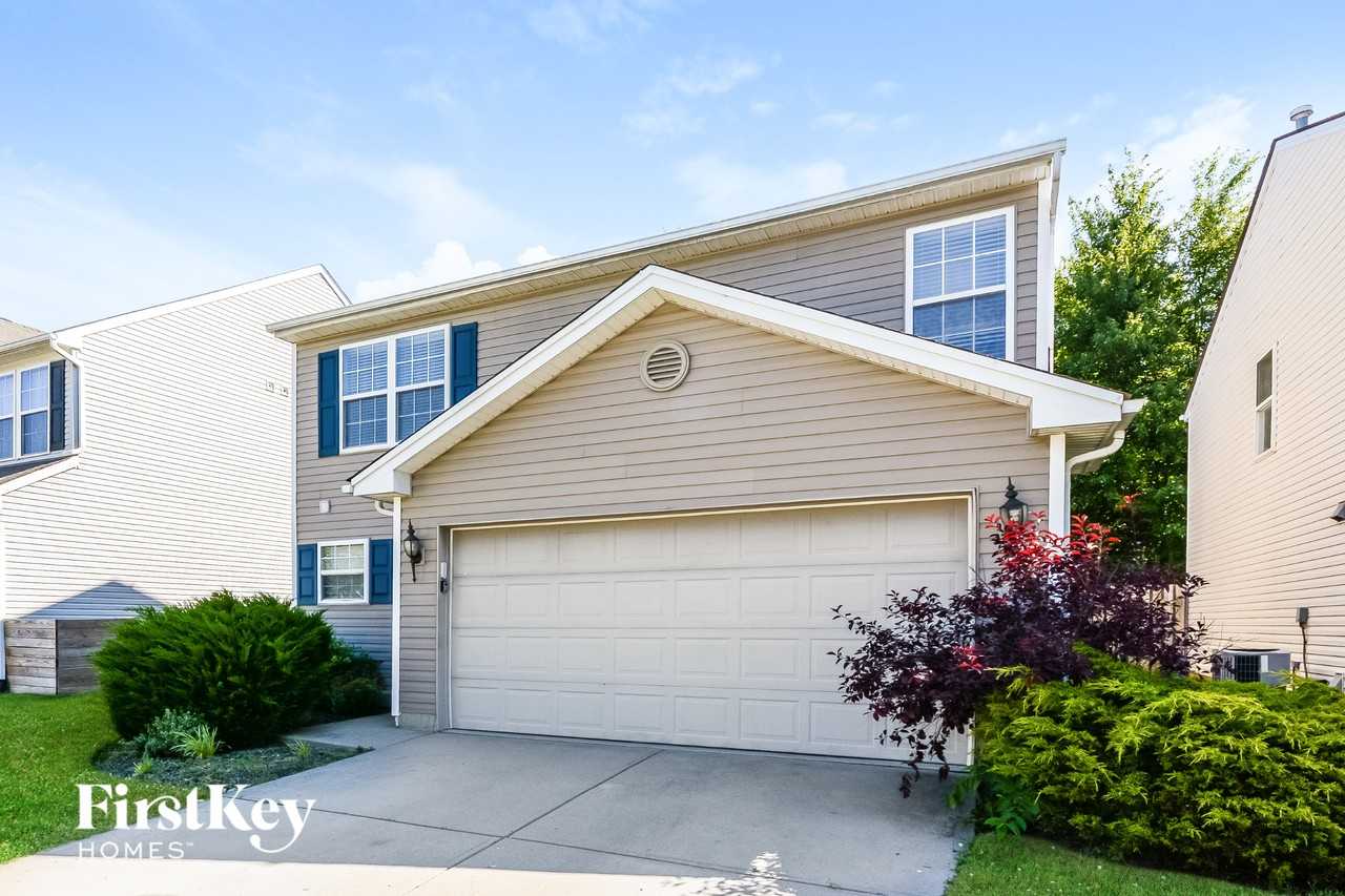 6063 Marsh Cir - Photo 2 of 15