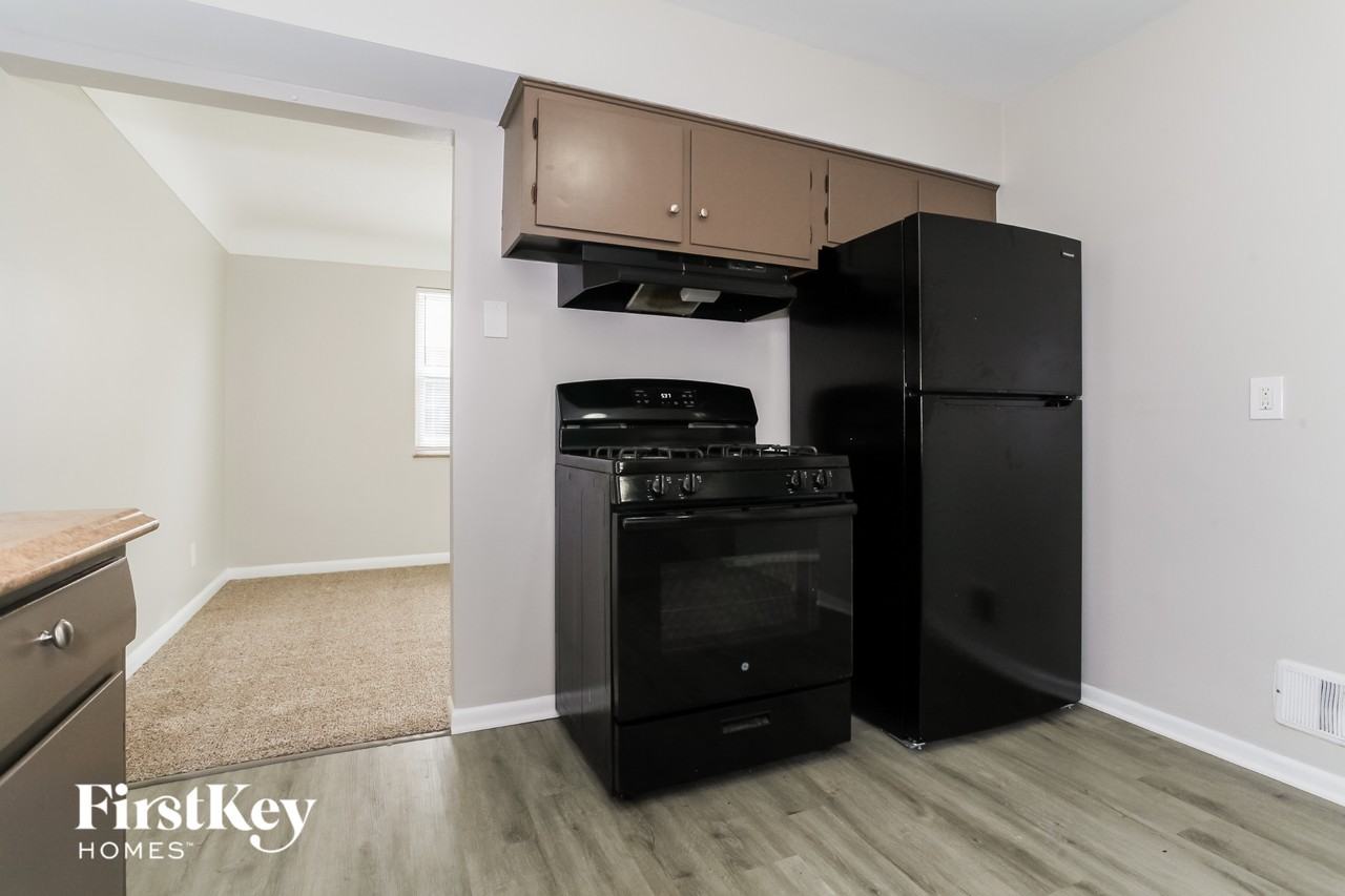 2741 Jonrose Ave - Photo 6 of 15