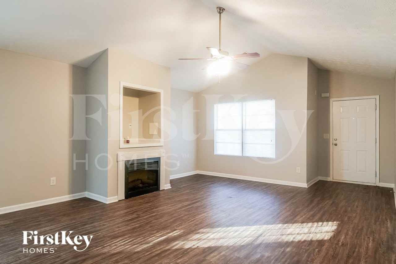 10968 Big Sky Dr - Photo 3 of 15