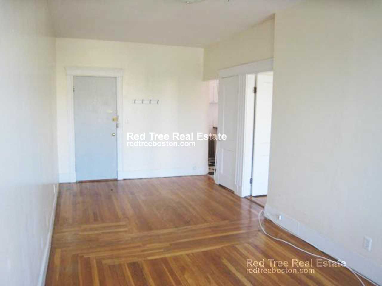 1872 Commonwealth Ave #14 - Photo 7 of 10