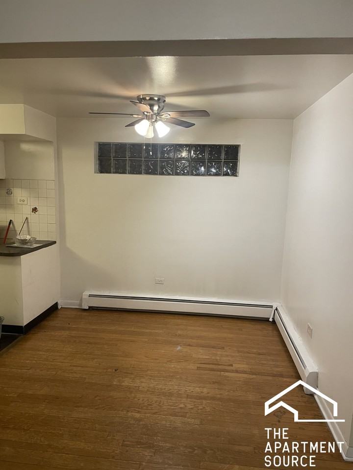 7528 N Claremont Ave #1 - Photo 2 of 7