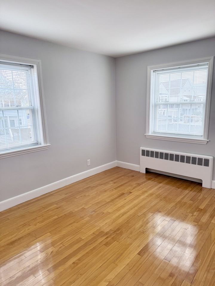 74 Broadway #3 - Photo 7 of 8