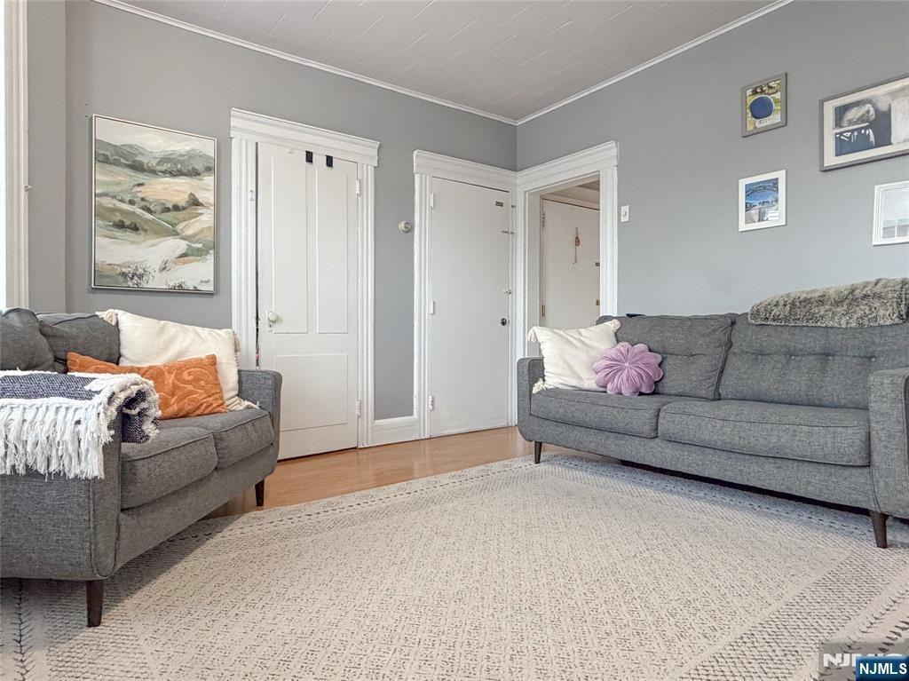 68 Dukes St - Photo 2 of 19