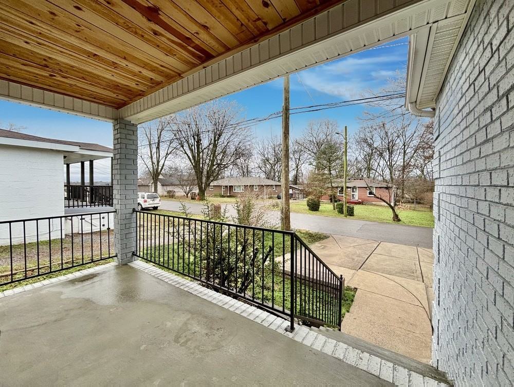 1814 Glade St - Photo 3 of 19