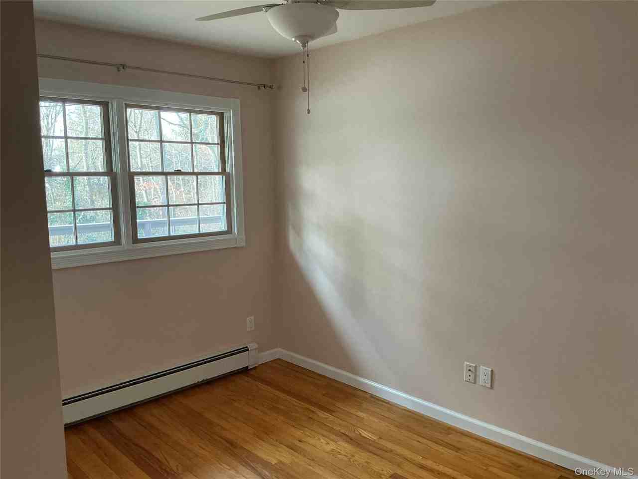 34 Scholl Dr - Photo 7 of 16