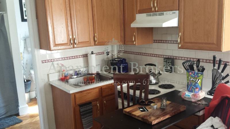 28 N Beacon St #3 - Photo 4 of 12