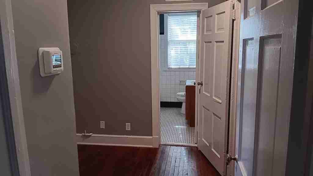 1110 Rawson Dr - Photo 5 of 15