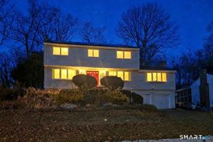 featured image of 288 Candlewyck Dr