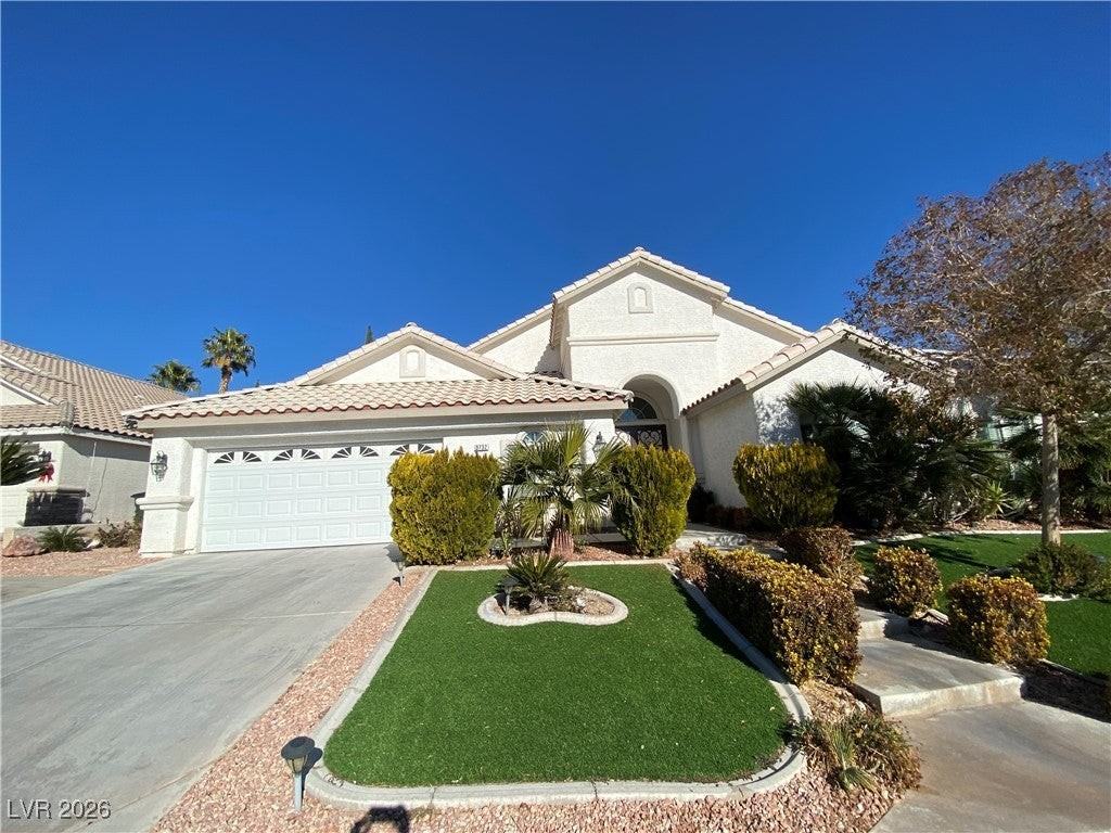 9732 Saint Claude Ave - Photo 2 of 35