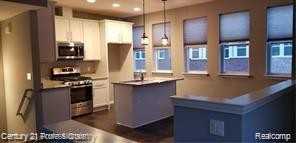 42 Kalter Dr - Photo 2 of 6