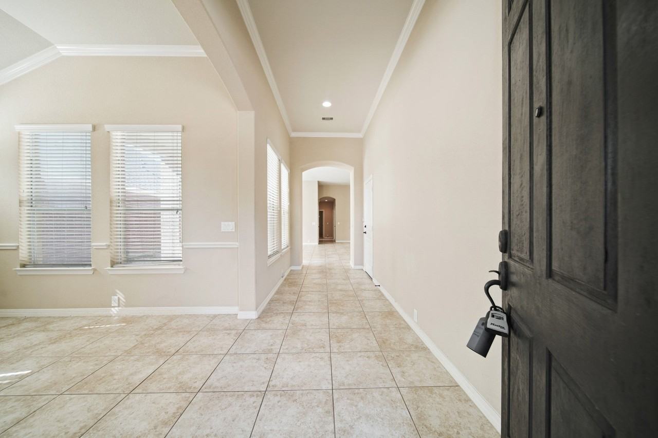 1515 Ralston Branch Way - Photo 3 of 26