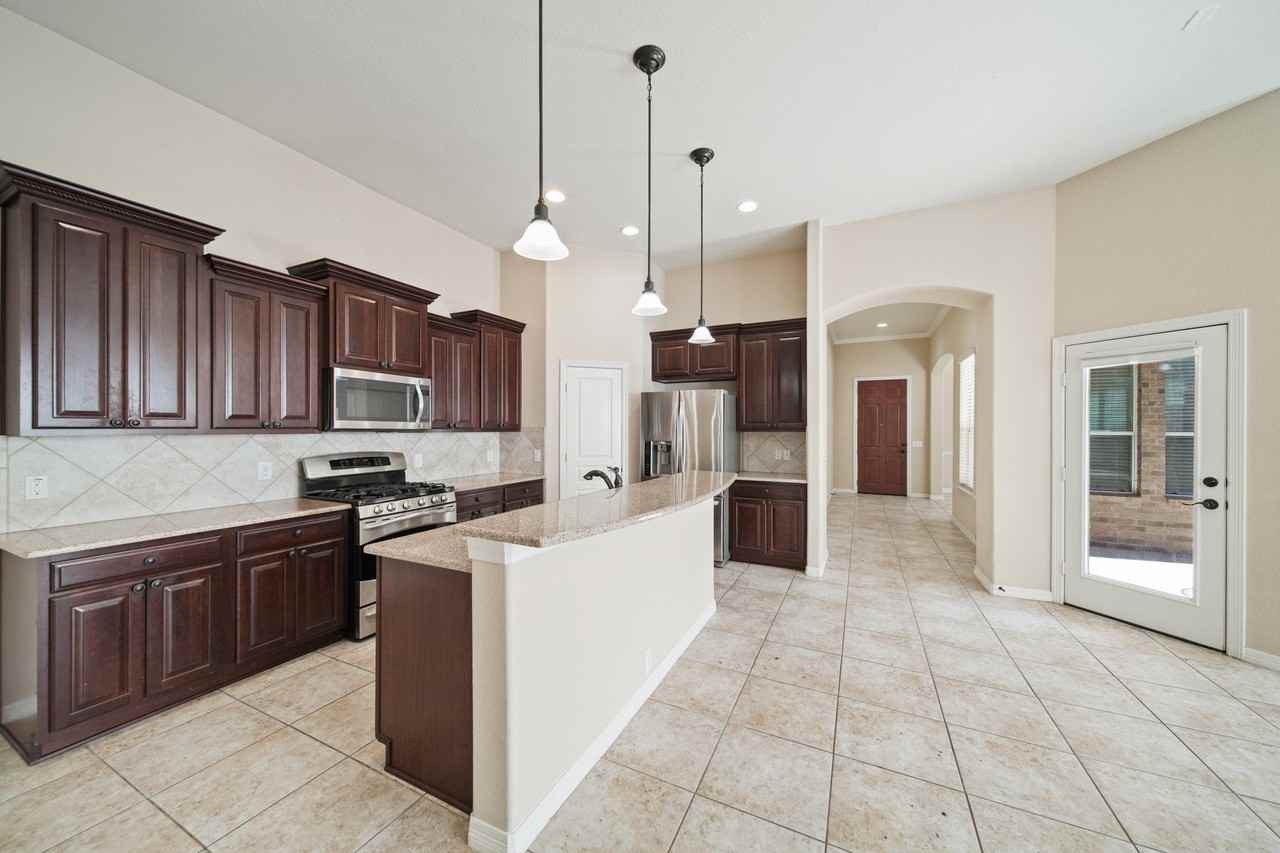 1515 Ralston Branch Way - Photo 7 of 26