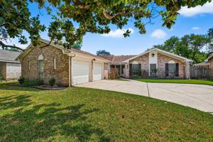 featured image of 2107 Briargreen Dr