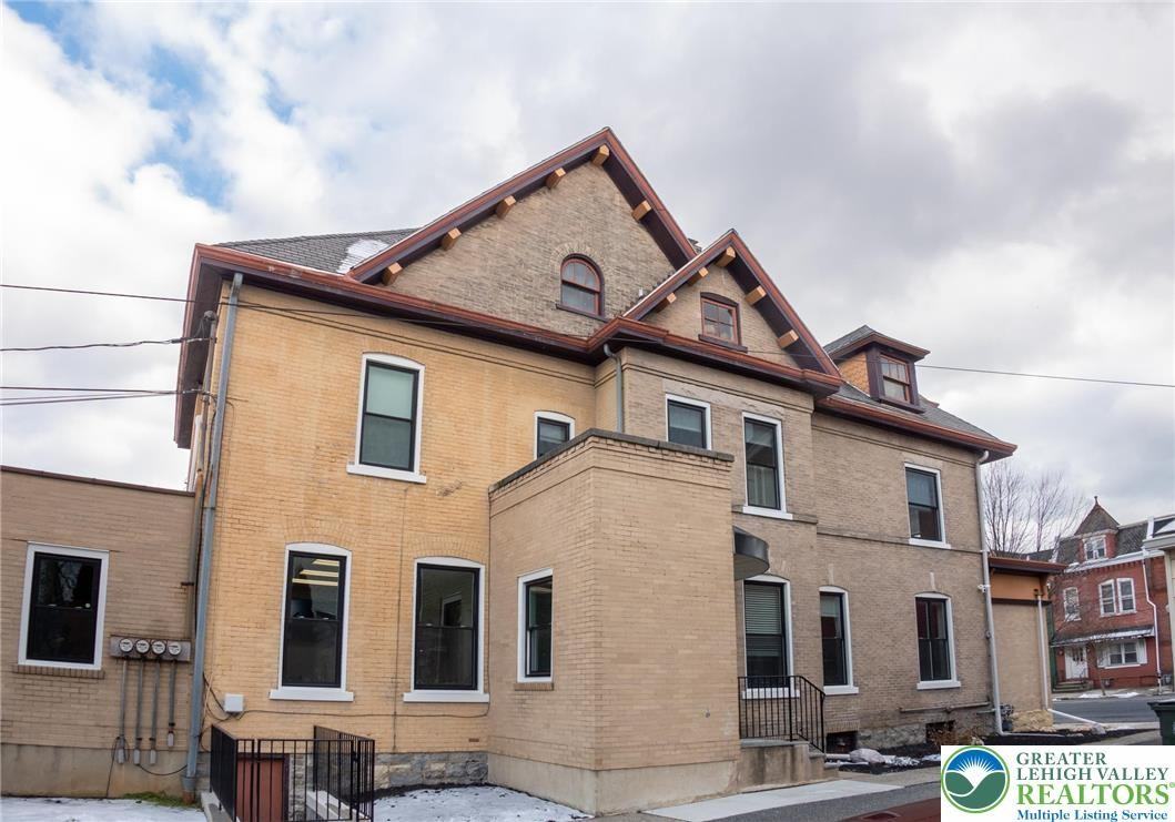 316 W Broad St ##2 - Photo 2 of 15