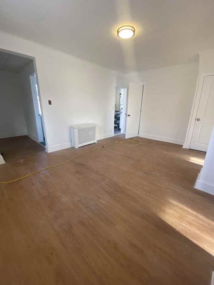 168 Main St - Photo 2 of 7