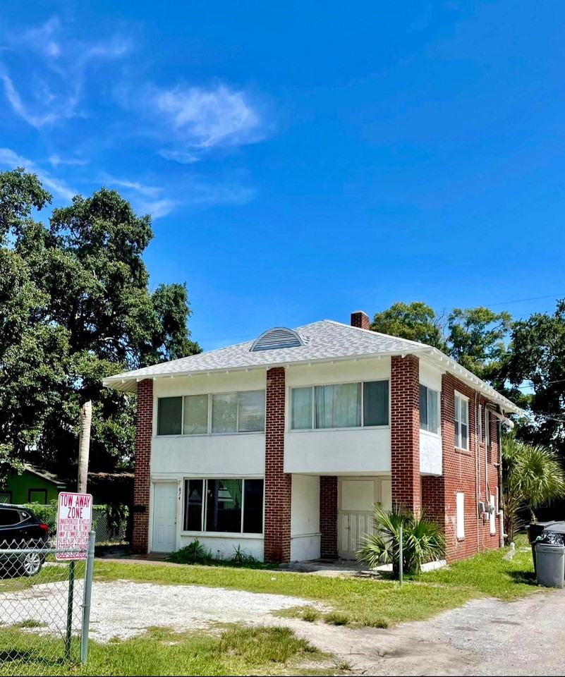 874 21st Ave S #2 - Photo 2 of 16