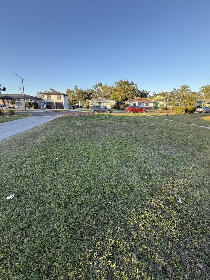 874 21st Ave S #2 - Photo 7 of 16