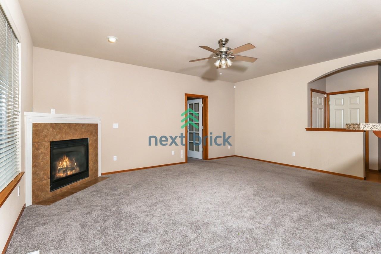 4014 212th Pl Se - Photo 6 of 21