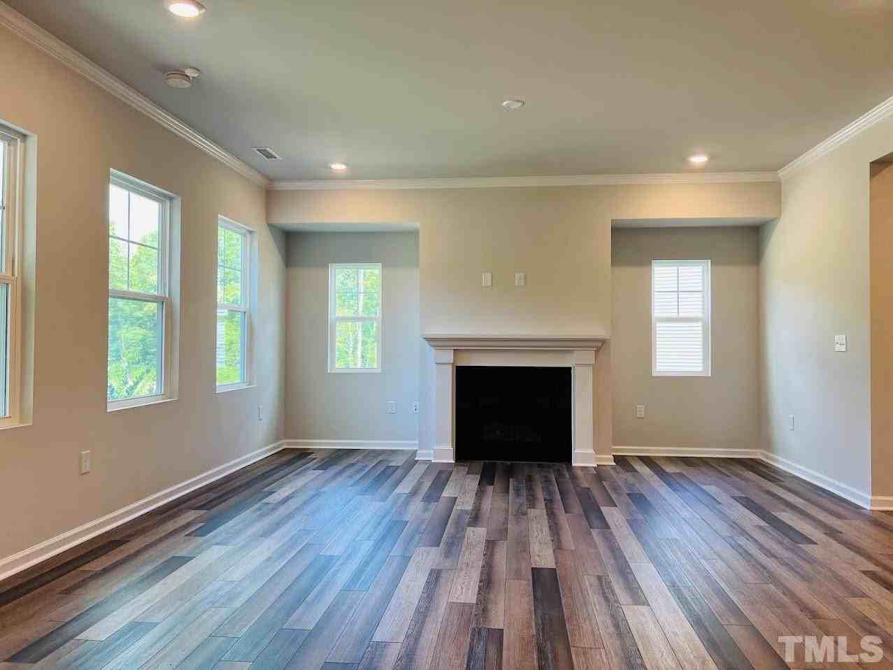 280 Hiking Hill Ln - Photo 6 of 17