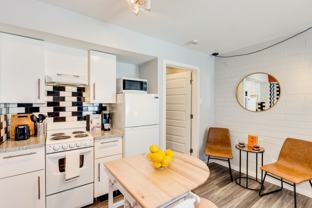 1232 W 4th St #2 - Photo 1 of 1