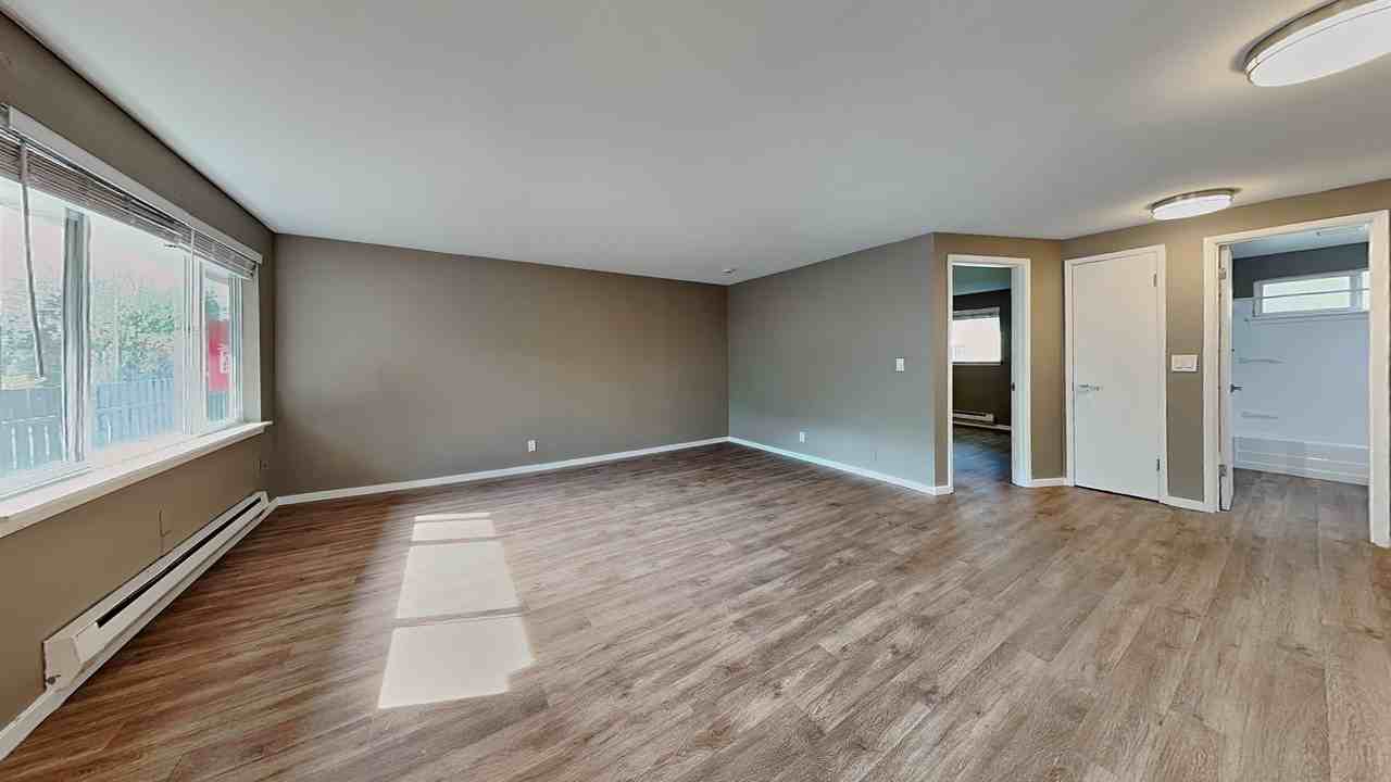 102 Summit Ave N #3 - Photo 2 of 16